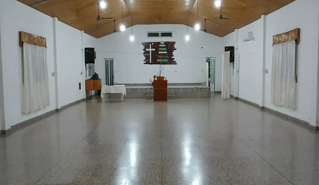 Interior del templo